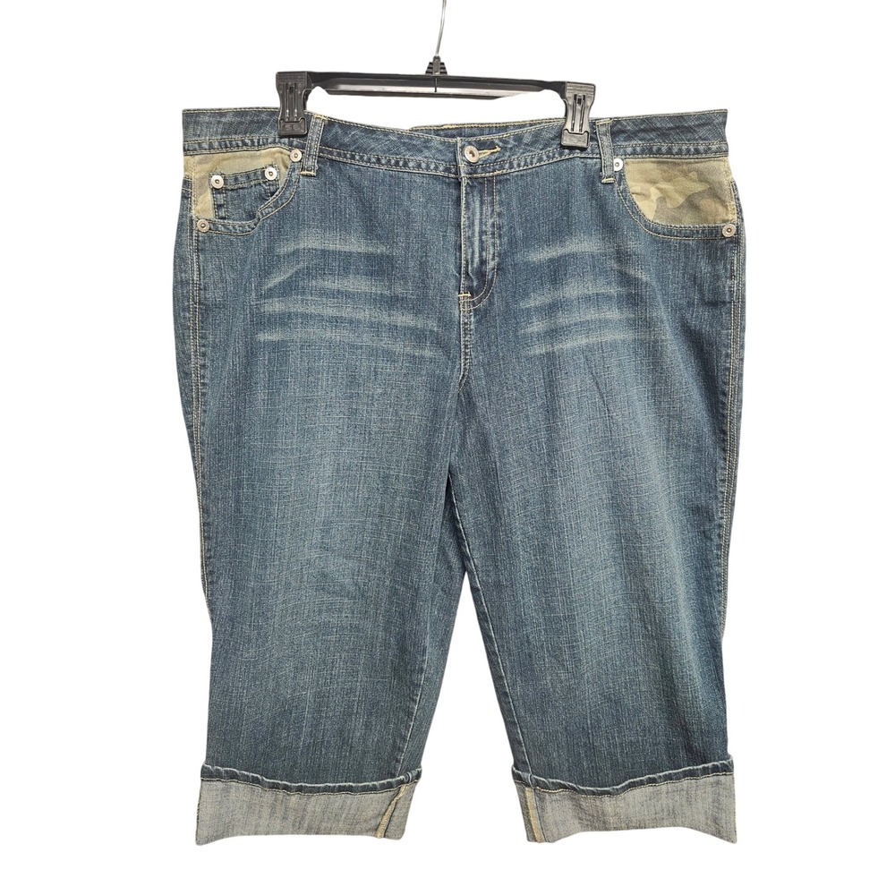 Mwah Jeans Womens Plus 20W Capri Pants Blue Denim Camo Trim Cuffed Cropped